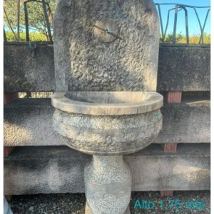 Fuente de pared marmol marron