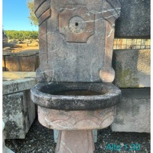 Fuente de pared marmol rojo