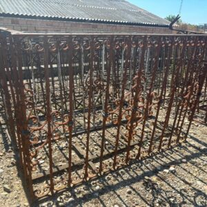 510-1 BALCON DE CUADRADO REMACHADO Y CARACOLILLOS (4)